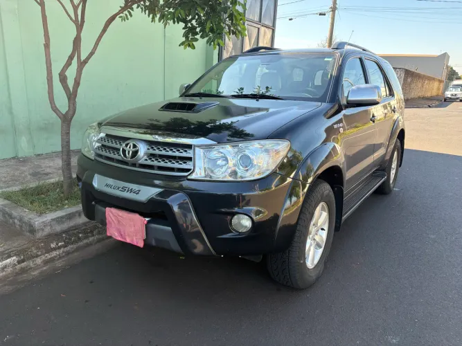 Toyota Hilux SW4 SRV D4-d 4X4 3.0 TDI Dies. AUT 2009