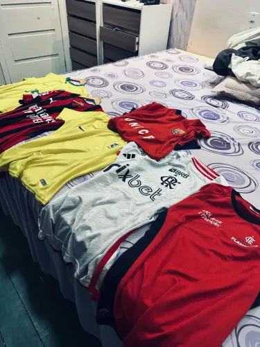 Blusas baratas de futebol 6