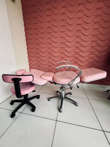 Cadeiras acompanha mocho 