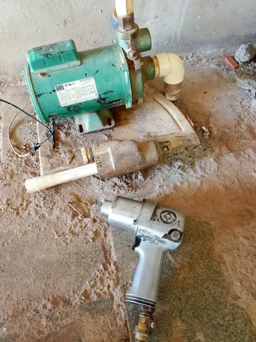 Bomba 1/5 cavolos e pistola pneumática 90kg