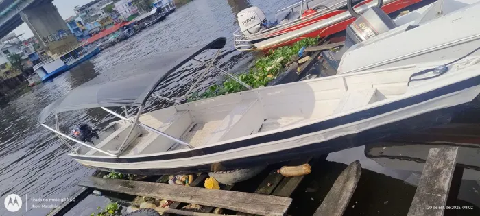 Vendo canoa de alumínio com motor 15 Hp Yamaha