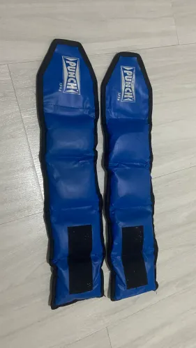 Par de Caneleiras/Tornozeleiras 2kg Punch - 4kg o Par