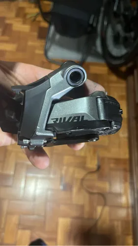 Câmbio traseiro SRAM RIVAL AXS