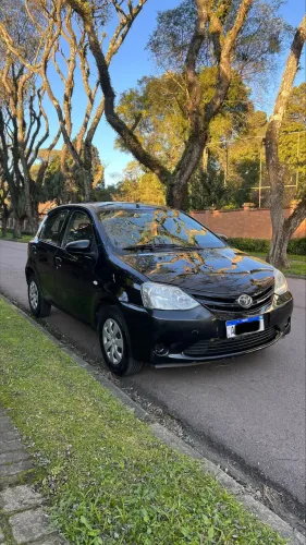 Toyota Etios X 1.3 Flex 16V 5P Mec. 2015