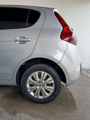 Fiat Palio Attractive 1.0 EVO Fire Flex 8V 5P 2013