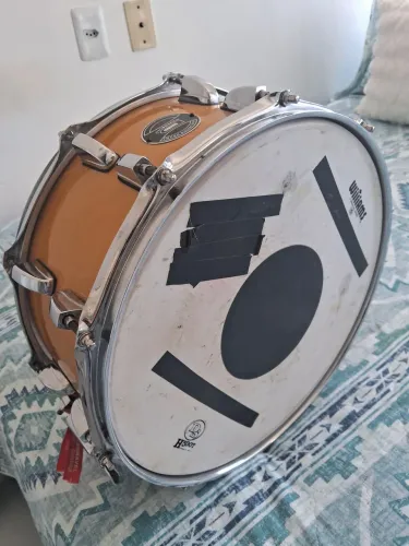 Caixa de bateria aro 14