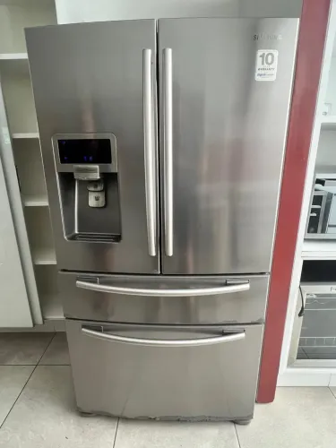 Geladeira Samsung French Door Side by side