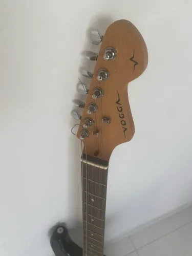 Guitarra para ajuste
