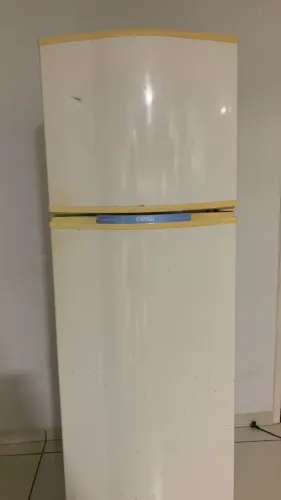Vende-se Geladeira Consul Biplex 300 Fost Free. Valor 700,00