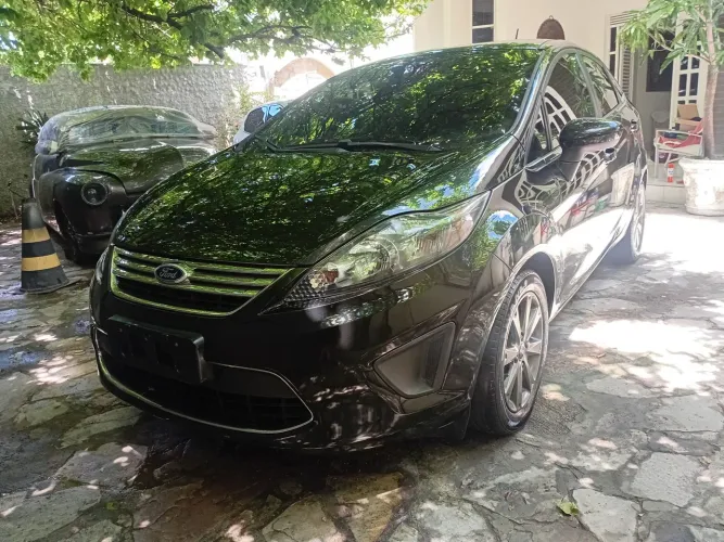 Ford Fiesta Sedan SE 1.6 16V Flex 4P 2011