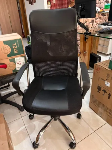 Cadeira Ergonômica Giratória Reclinável para Escritório/Home Office