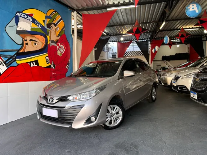 Toyota Yaris XL Sedan 1.5 Flex 16V 4P Aut. 2019