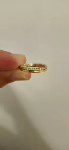 Aliança Vivara Essence Original - Ouro 18k e Diamantes - Aro 17