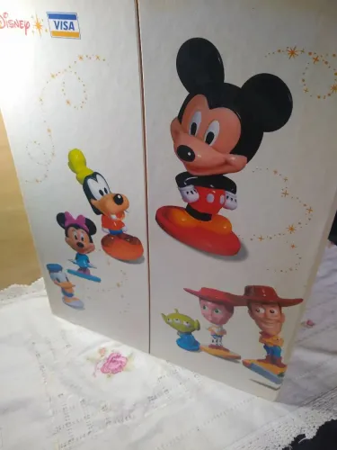 Disney/Expositor/Boble Heads/ótimo estado