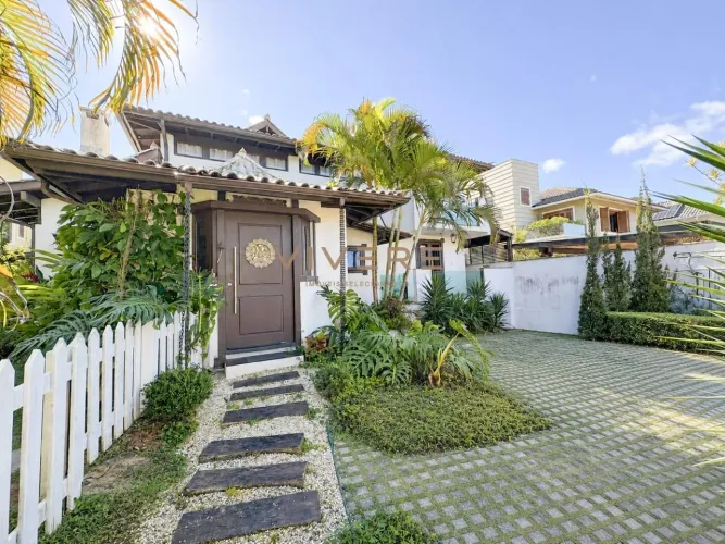 Casa à venda no Porto da Lagoa