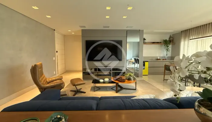 APARTAMENTO MOBILIADO DE 202M² | 3 QUARTOS, SENDO 2 SUÍTES | 4 VAGAS | SANTO AGOSTINHO cod