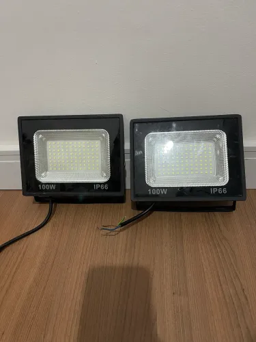 Holofote 100W  * PAR *