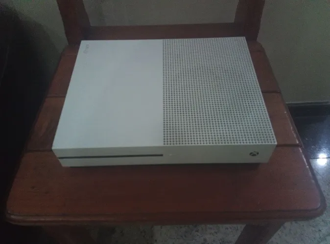 Xbox One S - 1TB