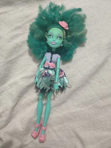Honey monster high