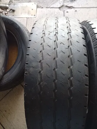 PNEUS 16 DE CARGA 8 LONAS, $225, CADA
