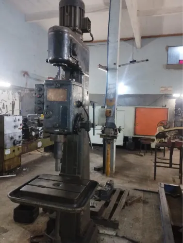Furadeira Industrial Cincinnati - Modelo EKAZ (Ano 1957)