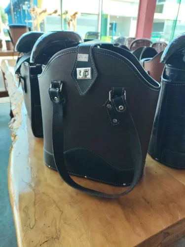 Kits de chimarrão da Rezende Móveis Rústicos 