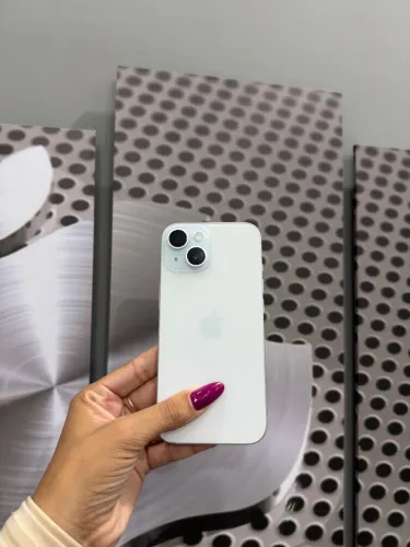Iphone seminovo modelo 15 128GB usado excelente