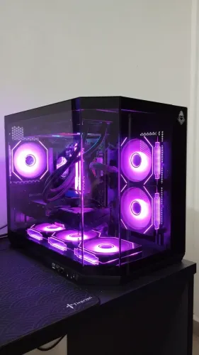 Placa de vídeo + Gabinete aquário Mid tower + 6 fans RGB