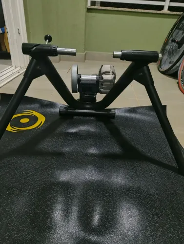 Rolo de treinamento ciclismo CycleOps Fluid 2