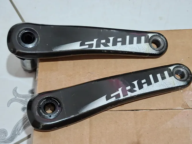 Pedivela carbono sram