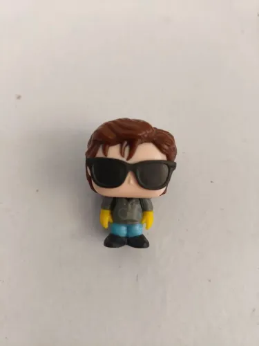 Funko pop kinder joy stranger things Steve.