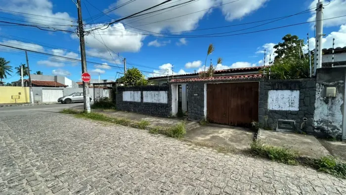 CASA PARQUE DOS COQUEIROS