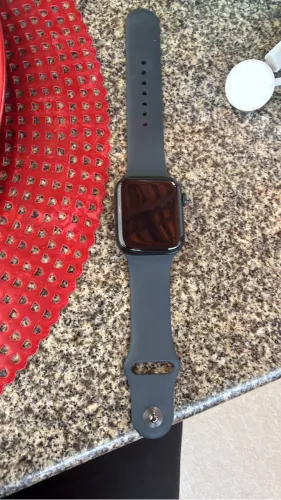 Apple Watch SE na garantia de fábrica 30 dias de uso 44 mm