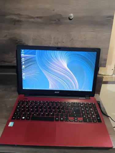 Notebook Acer Core i3/Com 4GB de RAM/HD de 500GB/Windows 10/Tela de 15.6/Formatado já !!