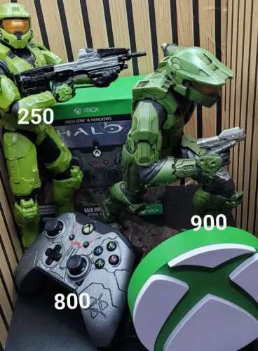 Vendo coleçao halo action figure e controle