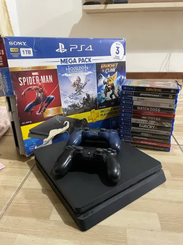 Playstation 4 Slim 1tb com 2 Controles e 14 Jogos