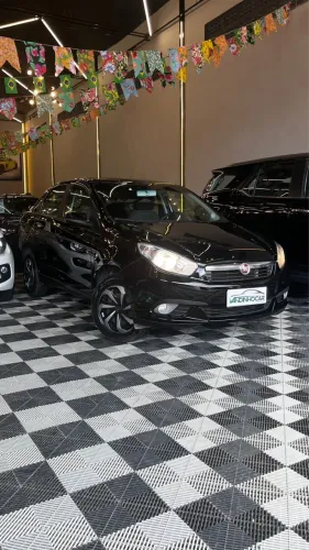 Fiat Grand Siena Attrac. 1.4 EVO F.flex 8V 2014