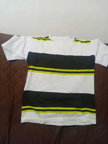 Camiseta ? tamanho 10