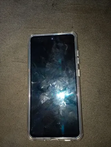 Celular Samsung s20fe com a tela queimada