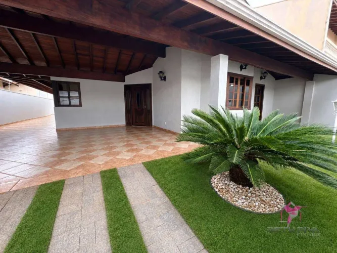 Casa com 3 dormitórios para alugar, 258 m² por R$ 3.780,77/mês - Cidade Jardim - Leme/SP