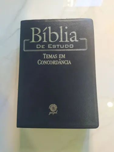 Bíblia de estudo Temas em Concordância.