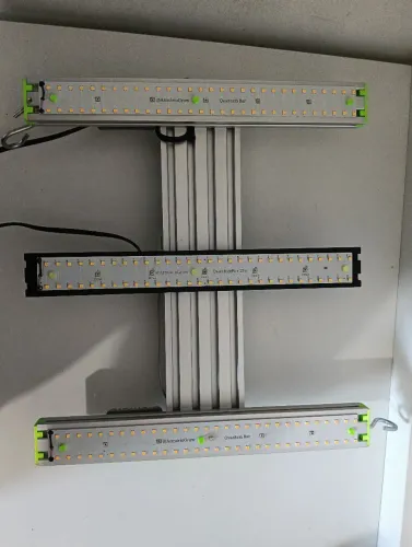 Painel LED Quantum Bar 75W @ArmárioGrow Custom (3x25W + Cooler Ativo)