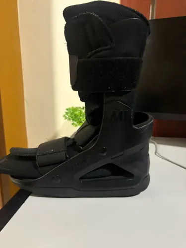 Bota imobilizadora mercur tamanho M
