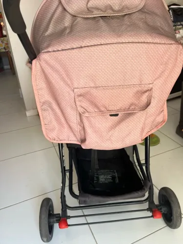 Carrinho de bebê unissex