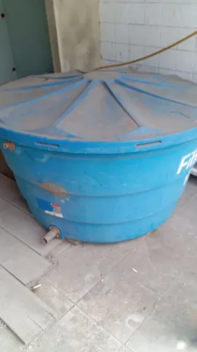 Caixa de água 1000 litros 