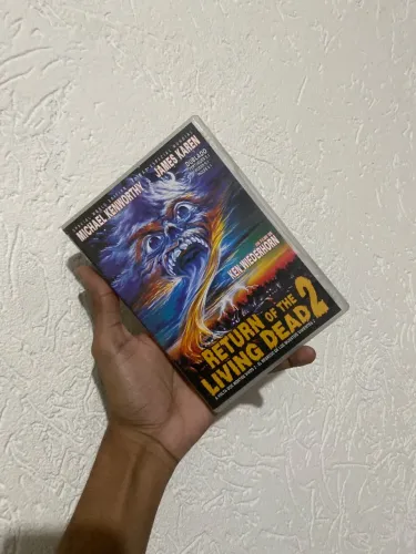 A VOLTA DOS MORTOS VIVOS 2 (1988) RARO