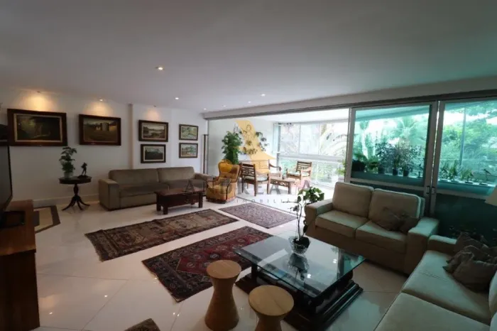 Venda de Apartamento com 3 quarto(s), 1 suíte(s), 174 m², por R$ 1.4 milhão em Recreio dos
