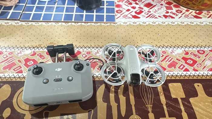 ? DJI Neo Fly More Combo - Apenas 2 Voos | Estado de Novo!