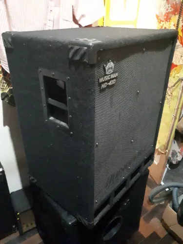 Caixa contrabaixo Ernie Ball Music Man Audiophile HD-410