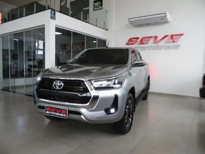 Toyota Hilux CD SRV 4X4 2.8 TDI Diesel Aut. 2024